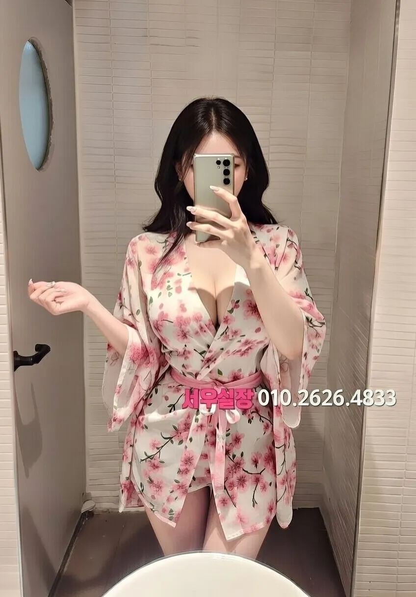 하단 셔츠룸 프리미엄 라인업 8번 프로필