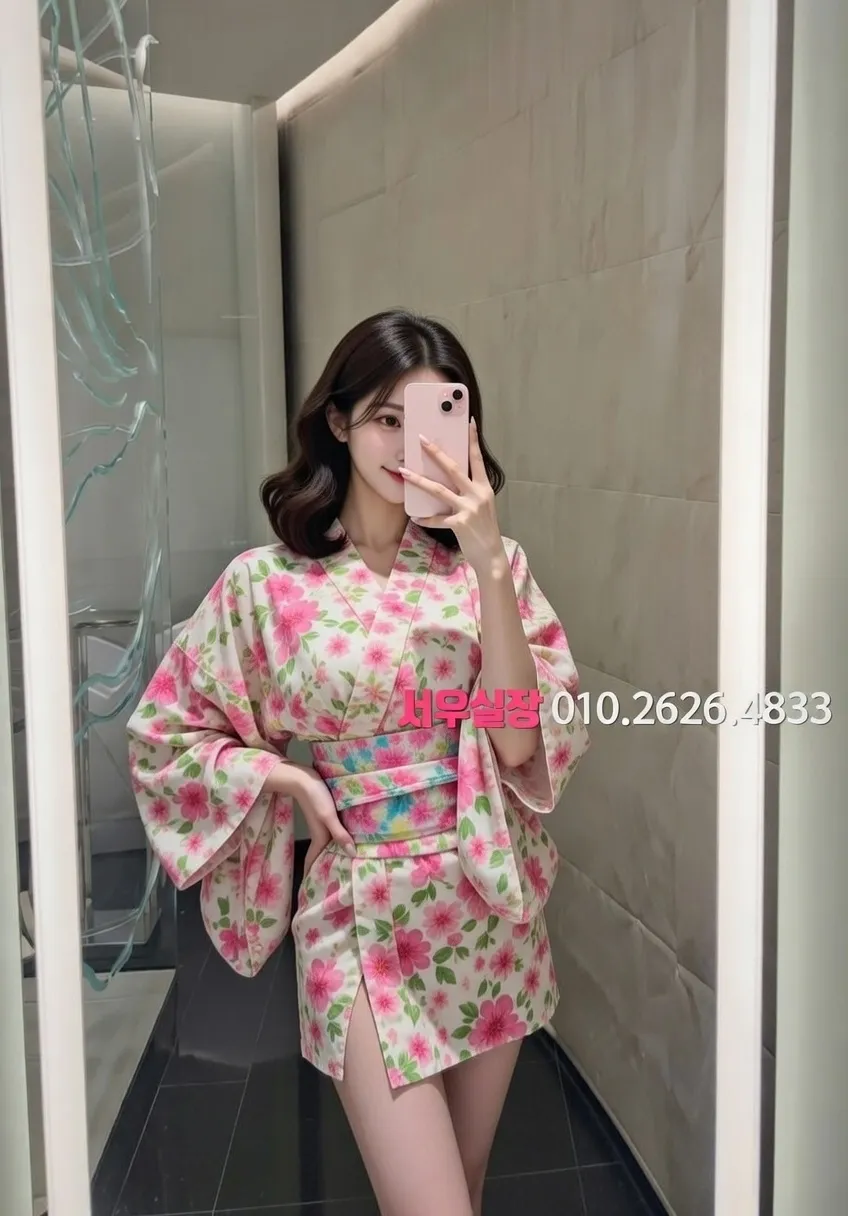 하단 쓰리노 프리미엄 라인업 28번 프로필